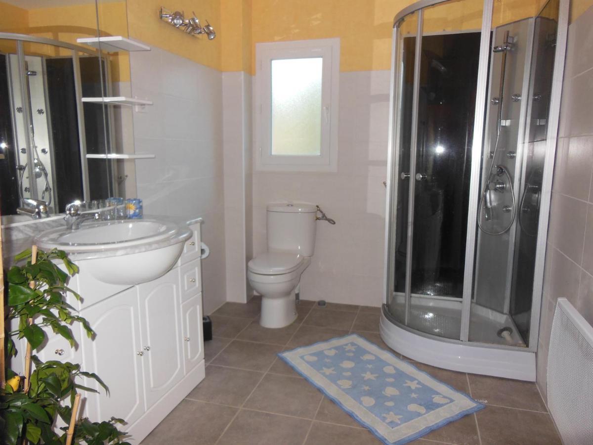 Les Bruyeres Daire Chaptelat Dış mekan fotoğraf